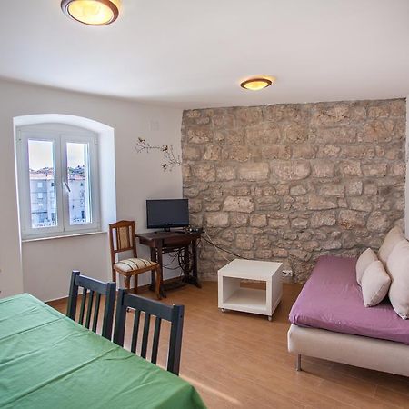 קרס Apartment Pogled Na Luku מראה חיצוני תמונה