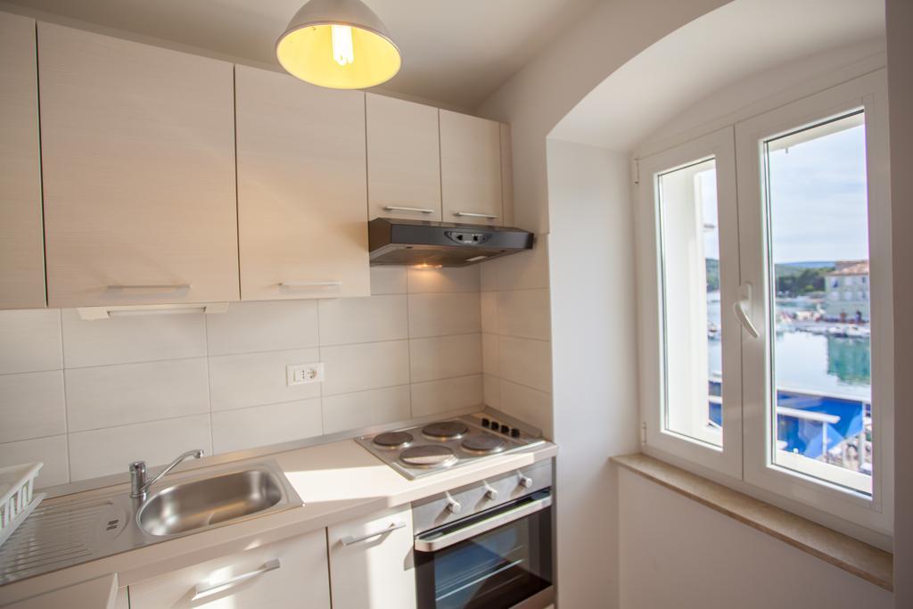 קרס Apartment Pogled Na Luku מראה חיצוני תמונה