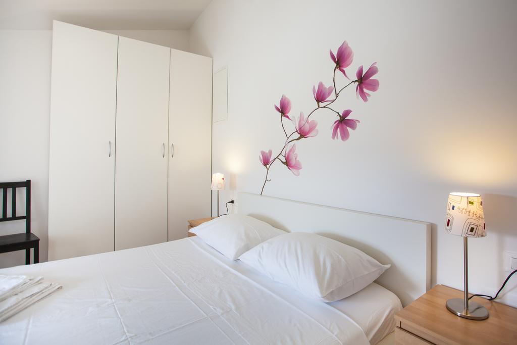 קרס Apartment Pogled Na Luku מראה חיצוני תמונה