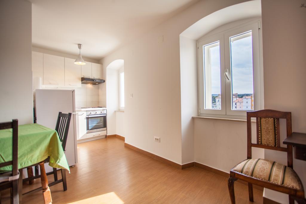 קרס Apartment Pogled Na Luku מראה חיצוני תמונה
